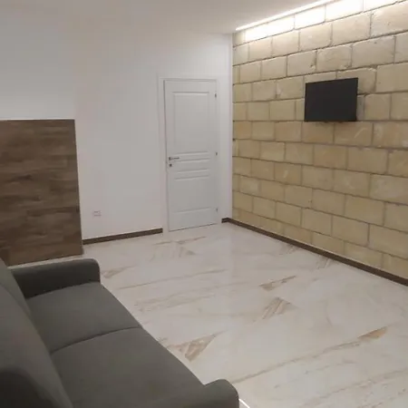 La Piana 3*